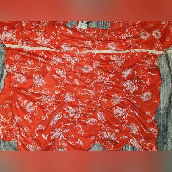 Ava & Viv NWT Red Orange‎ Sweetheart Floral Puff Sleeve Top Size 4X - Picture 3 of 10